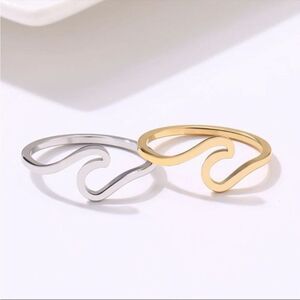 Gold Silver Stainless Steel Wave Rings Waterproof Hyoallergenic 5 Star Rated 🆕